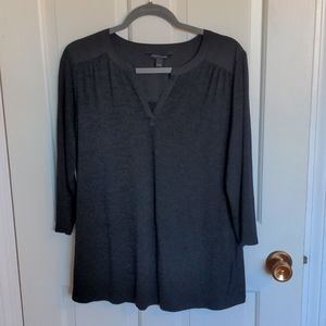 41 Hawthorn black dressy top